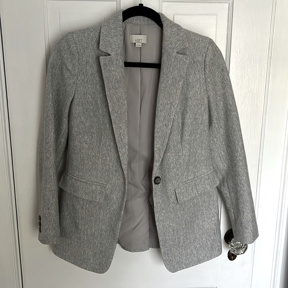 Ann Taylor Loft Blazer - Picture 1 of 3